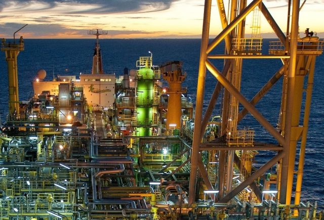 Les craintes de récession tirent le pétrole brut vers le